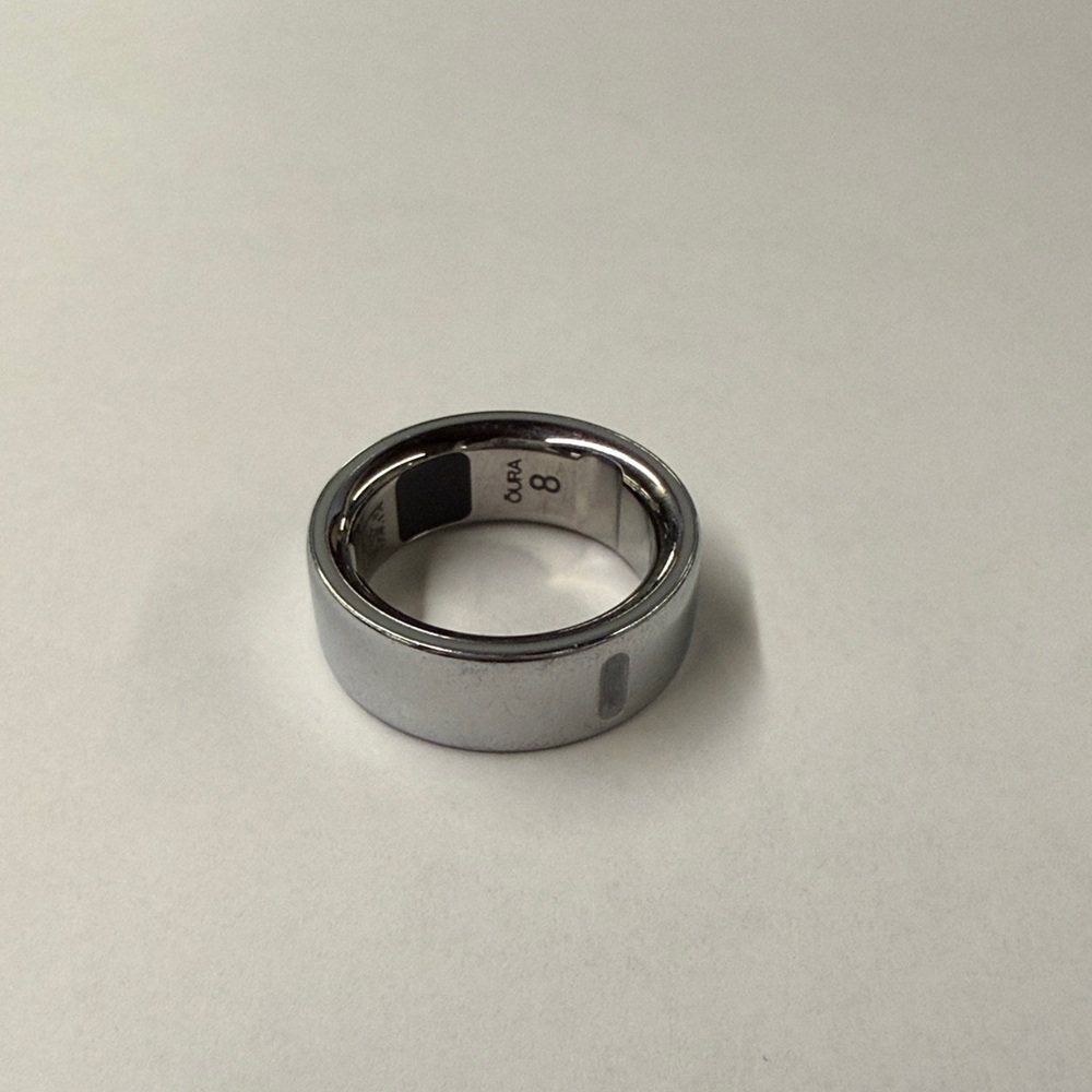 Oura Ring Gen 4 Size 8 - Silver